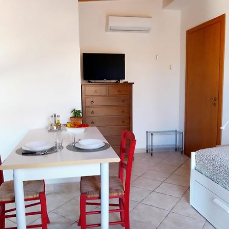 Da Mari -A Due Passi Dal Mare Apartman Donnalucata  Kültér fotó